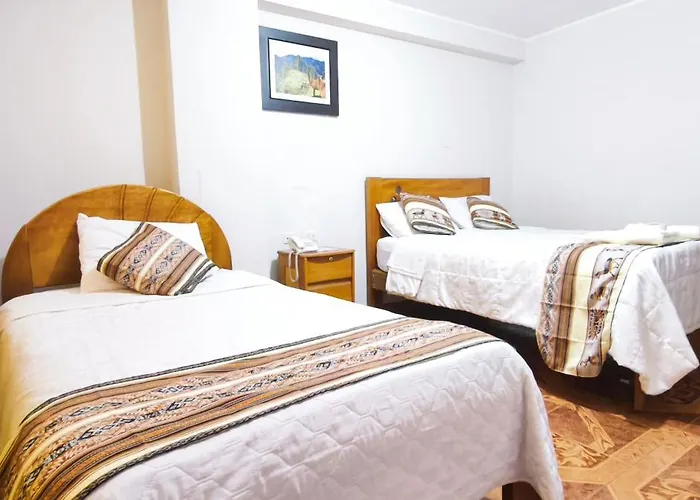 Condor Hotel 2*